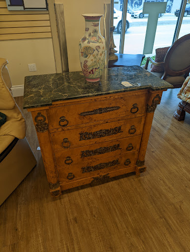 Consignment Shop «Encore Interiors Consignment», reviews and photos, 2300 N Federal Hwy, Fort Lauderdale, FL 33316, USA