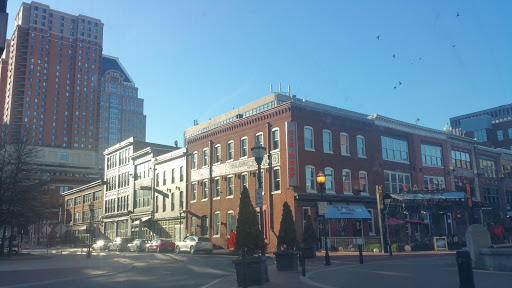 Live Music Bar «Tin Roof», reviews and photos, 32 Market Pl, Baltimore, MD 21202, USA