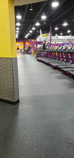Gym «Planet Fitness», reviews and photos, 3681 28th St SE, Grand Rapids, MI 49512, USA