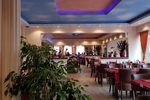 Akropolis Hotel & Restaurant image