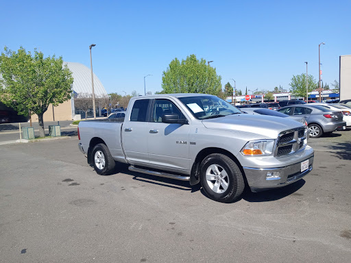 Used Car Dealer «Lions Auto Sales», reviews and photos, 2329 Fulton Ave, Sacramento, CA 95825, USA