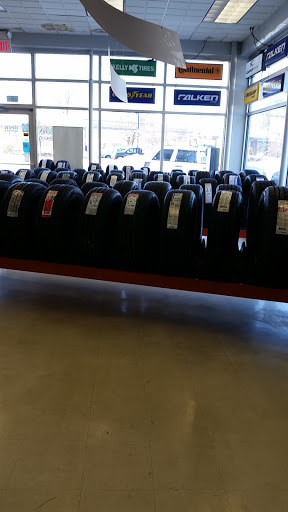 Tire Shop «Mavis Discount Tire», reviews and photos, 231 Elmira Rd, Ithaca, NY 14850, USA