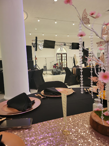 Performing Arts Theater «Bloomington Center for the Performing Arts», reviews and photos, 600 N East St, Bloomington, IL 61701, USA