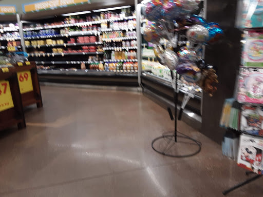 Grocery Store «Kroger», reviews and photos, 525 E Clifty Dr, Madison, IN 47250, USA