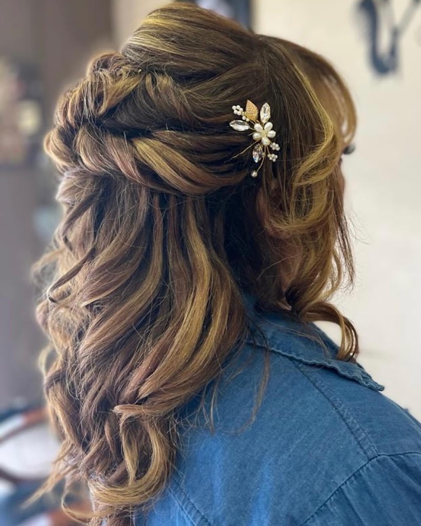LaCutz Salon 08201