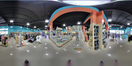 Dive Shop «Divers Direct», reviews and photos, 425 S Dixie Hwy, Coral Gables, FL 33146, USA