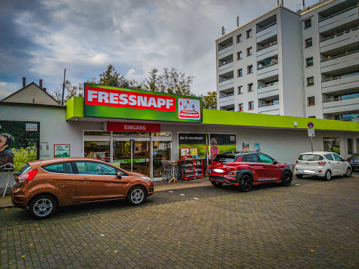 Fressnapf Essen - Haarzopf unter Essen, 