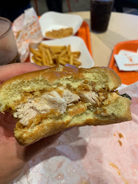 Sandwich au poulet du Restaurant américain Popeyes - Lyon Part-Dieu - n°12