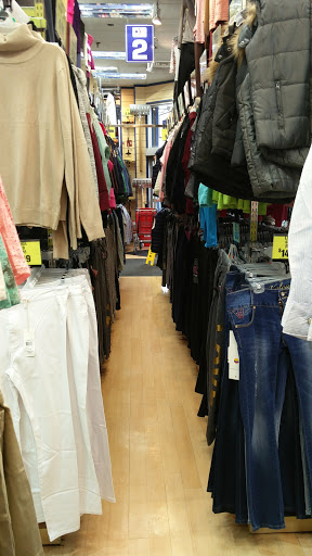 Variety Store «DII Deals & Discounts», reviews and photos, 445 5th Ave, Brooklyn, NY 11215, USA