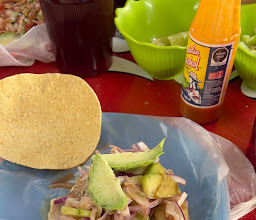 Tacos de pescado y camarón photo