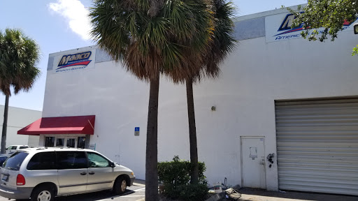 Auto Body Shop «Maaco Collision Repair & Auto Painting», reviews and photos, 1825 Powerline Rd, Deerfield Beach, FL 33442, USA