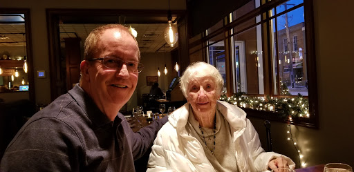 Restaurant «Evans Street Station», reviews and photos, 110 S Evans St, Tecumseh, MI 49286, USA