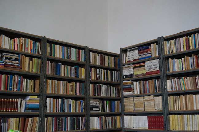 Biblioteka im. Janusza Kurtyki - Biblioteka