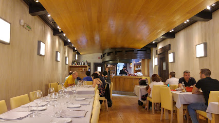 Restaurante Anttonenea - C. de San Antón, 48, 31001 Pamplona, Navarra, Spain