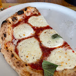 Photo n°1 de l'avis de Andrei.o fait le 29/04/2024 à 12:49 sur le  Fratelli La Bufala à Naples