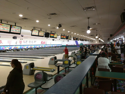 Bowling Alley «Majestic Lanes Bowling Alley», reviews and photos, 525 U.S. 9, Hopelawn, NJ 08861, USA