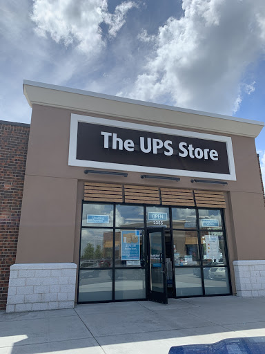 Shipping and Mailing Service «The UPS Store», reviews and photos, 2355 Fairview Ave N, Roseville, MN 55113, USA