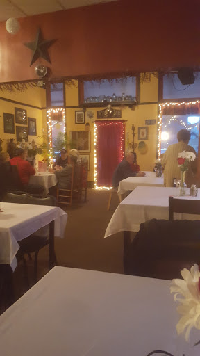 Restaurant «The Pineapple Tea Room & Coffee Shoppe», reviews and photos, 604 Colwyn St, Cumberland Gap, TN 37724, USA