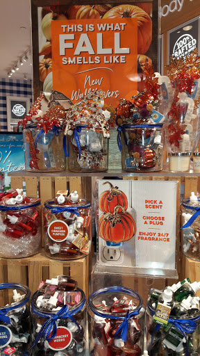 Shopping Mall «Miami International Mall», reviews and photos, 1455 NW 107th Ave, Doral, FL 33172, USA