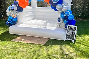 Luxe Bounce House Stl image