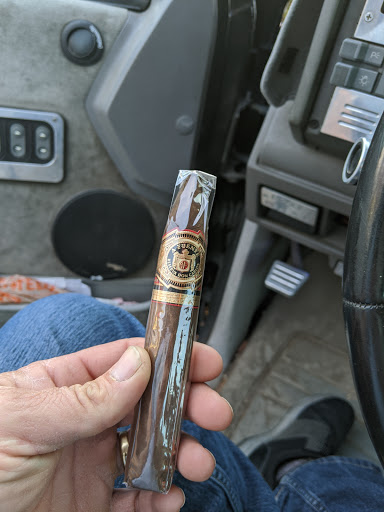 Tobacco Shop «Beach & Lambert Water Smoke Shop», reviews and photos, 681 S Beach Blvd, La Habra, CA 90631, USA