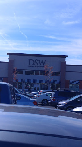 DSW Designer Shoe Warehouse, 10060 Reisterstown Rd, Owings Mills, MD 21117, USA, 