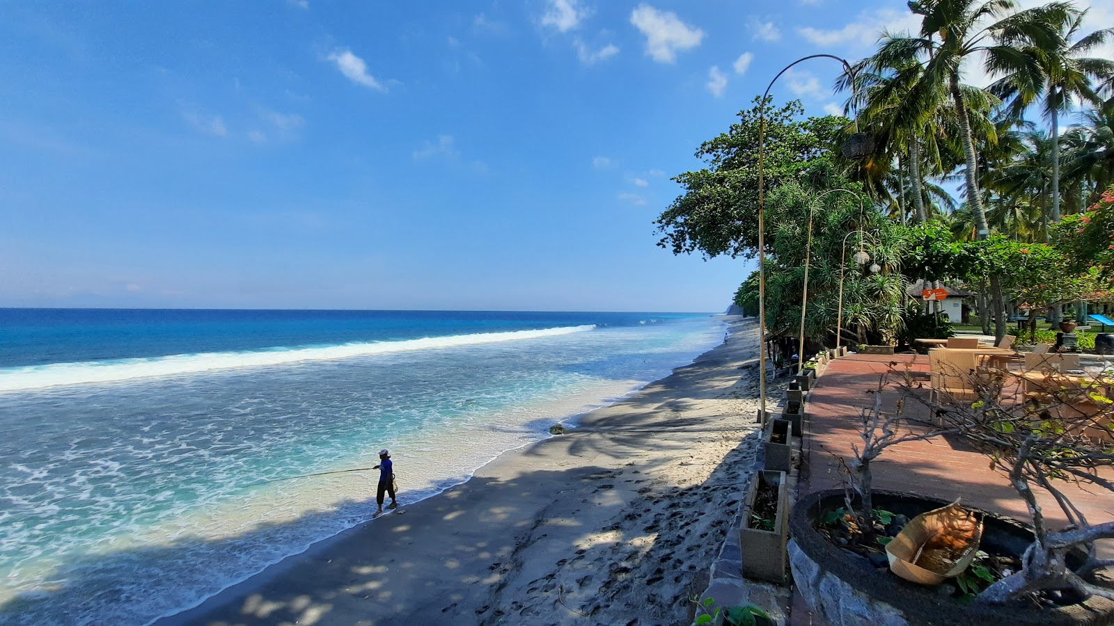 Fotografie cu Katamaran Resort Beach parțial zona hotelieră
