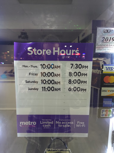Cell Phone Store «MetroPCS Authorized Dealer», reviews and photos, 2111 Bloomingdale Rd, Glendale Heights, IL 60139, USA