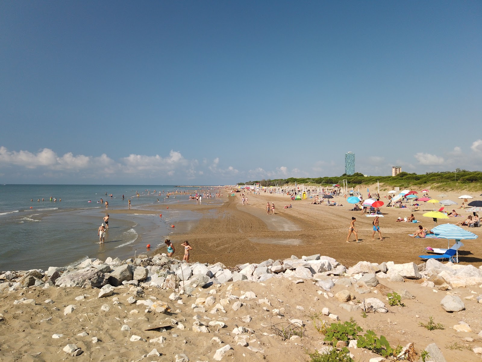 Fotografija Cortellazzo beach z svetel pesek površino