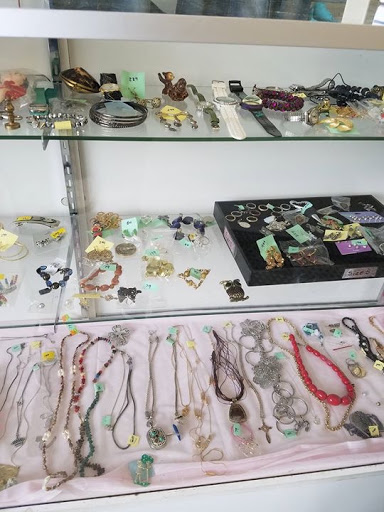 Thrift Store «Thrifty Bargains», reviews and photos, 1472 Bridge St, Yuba City, CA 95993, USA