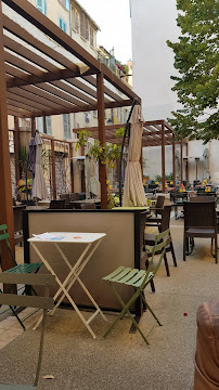 Atmosphère du Restaurant biologique Santa Rosalia à Toulon - n°4