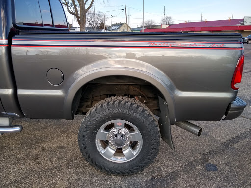 Tire Shop «Discount Tire Store - Muncie, IN», reviews and photos, 6210 W McGalliard Rd, Muncie, IN 47304, USA