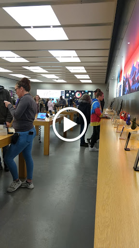 Computer Store «Apple The Greene», reviews and photos, 4422 Cedar Park Dr, Beavercreek, OH 45440, USA