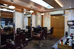 Bliss signature salon and aesthetic clinic image