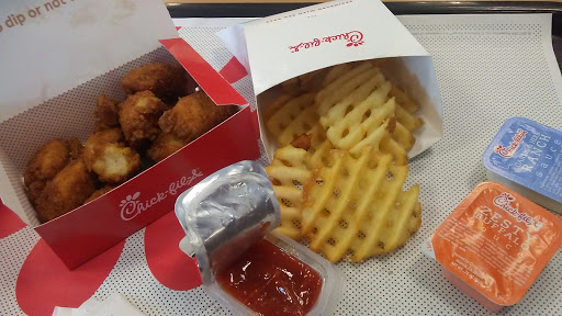 Fast Food Restaurant «Chick-fil-A», reviews and photos, 105 E Trinity Pl, Decatur, GA 30030, USA