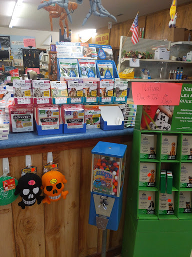 Pet Supply Store «Halbert Veterinary & Pet Supply», reviews and photos, 2675 M.L.K. Jr Blvd, Fayetteville, AR 72701, USA