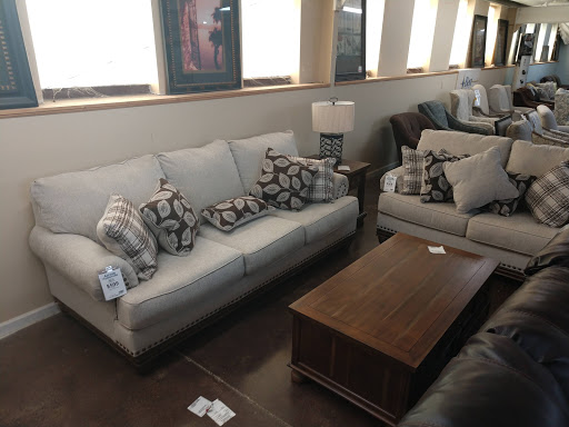 Furniture Store «Akins Furniture (Dogtown)», reviews and photos, 3450 Co Rd 81, Fort Payne, AL 35967, USA