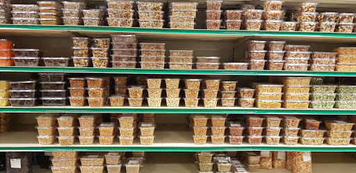 Discount Store «Glenwood Foods At Greencastle - Discount Groceries», reviews and photos, 11440 Grindstone Hill Rd, Greencastle, PA 17225, USA