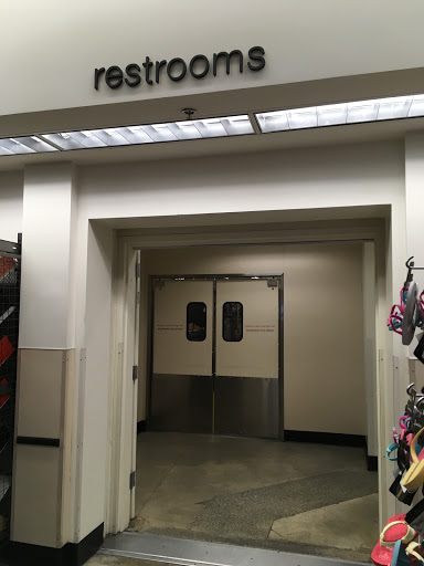 Department Store «Nordstrom Rack Bergen Town Center», reviews and photos, 510 Bergen Town Center, Paramus, NJ 07652, USA