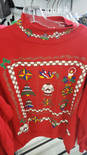 Thrift Store «Goodwill Warwick Retail Store», reviews and photos, 11061 Warwick Blvd, Newport News, VA 23601, USA