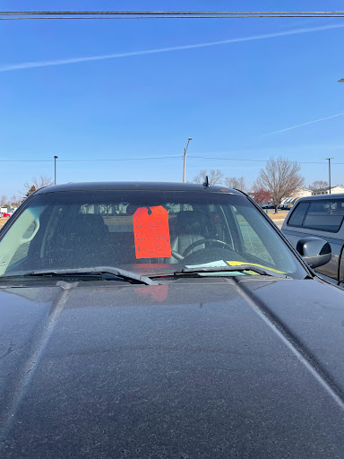 Used Car Dealer «D J Auto Sales», reviews and photos, 3815 16th Ave SW, Cedar Rapids, IA 52404, USA