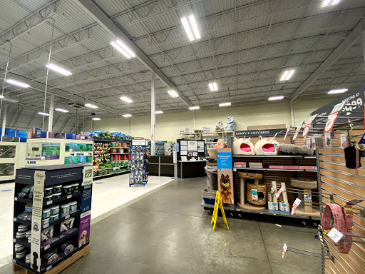 Pet Supply Store «PetSmart», reviews and photos, 1100 W 78th St, Richfield, MN 55423, USA