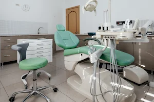 Dentistry Aelita image