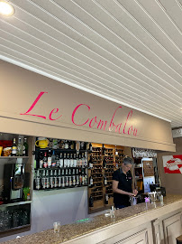 Atmosphère du Restaurant Le Combalou à Roquefort-sur-Soulzon - n°10