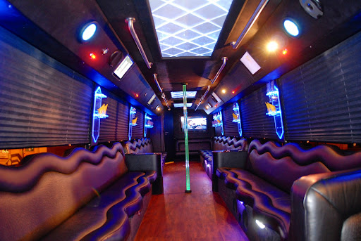 NYC Luxury Limousine, LTD image 7