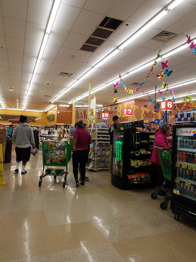 Grocery Store «Fiesta Mart Inc», reviews and photos, 275 NE 28th St, Ft Worth, TX 76106, USA