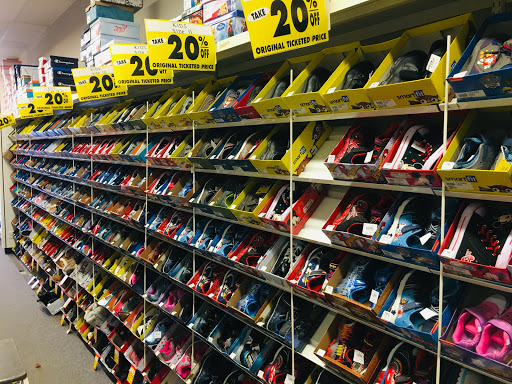 Shoe Store «Payless ShoeSource», reviews and photos, 2107 NJ-35, Holmdel, NJ 07733, USA