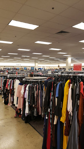 Department Store «Nordstrom Rack Laguna Hills Mall», reviews and photos, 23541 Calle De La Louisa, Laguna Hills, CA 92653, USA