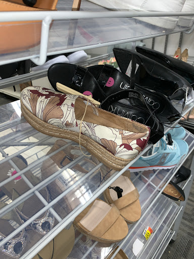 Clothing Store «Burlington Coat Factory», reviews and photos, 480 Boston Rd, Billerica, MA 01821, USA