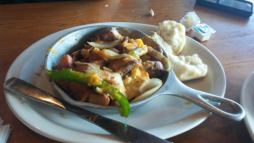 American Restaurant «Cracker Barrel Old Country Store», reviews and photos, 4700 Portsmouth Blvd, Chesapeake, VA 23321, USA